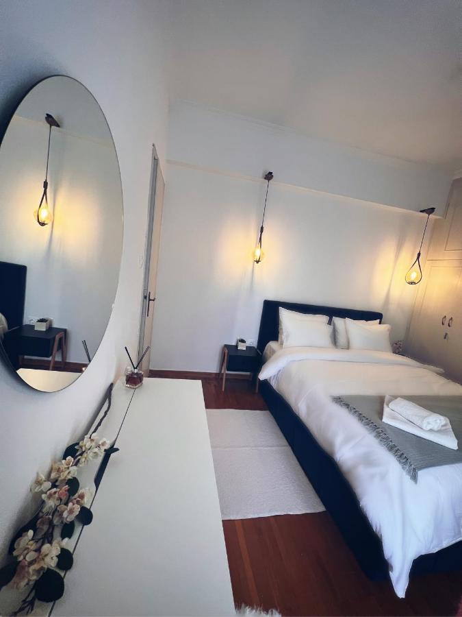 Seaside Apartment In Flisvos Marina Athènes Extérieur photo